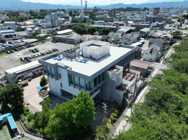 盛岡市立図書館